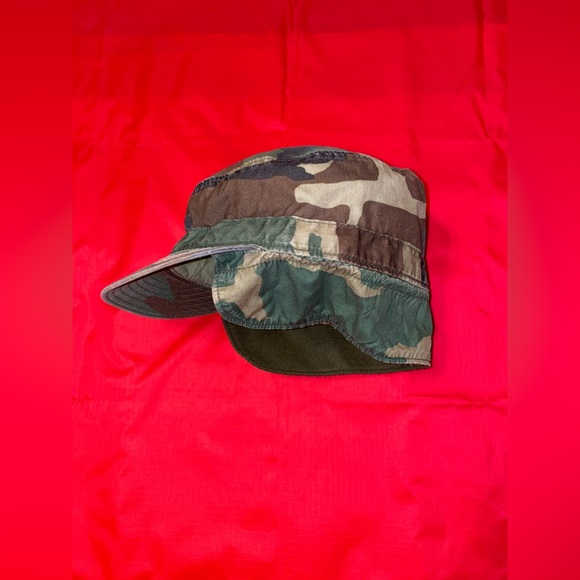 2 US Military Style Utility Cap Size Medium
(7.25) and XL New Desert Ca… - Picture 1 of 6